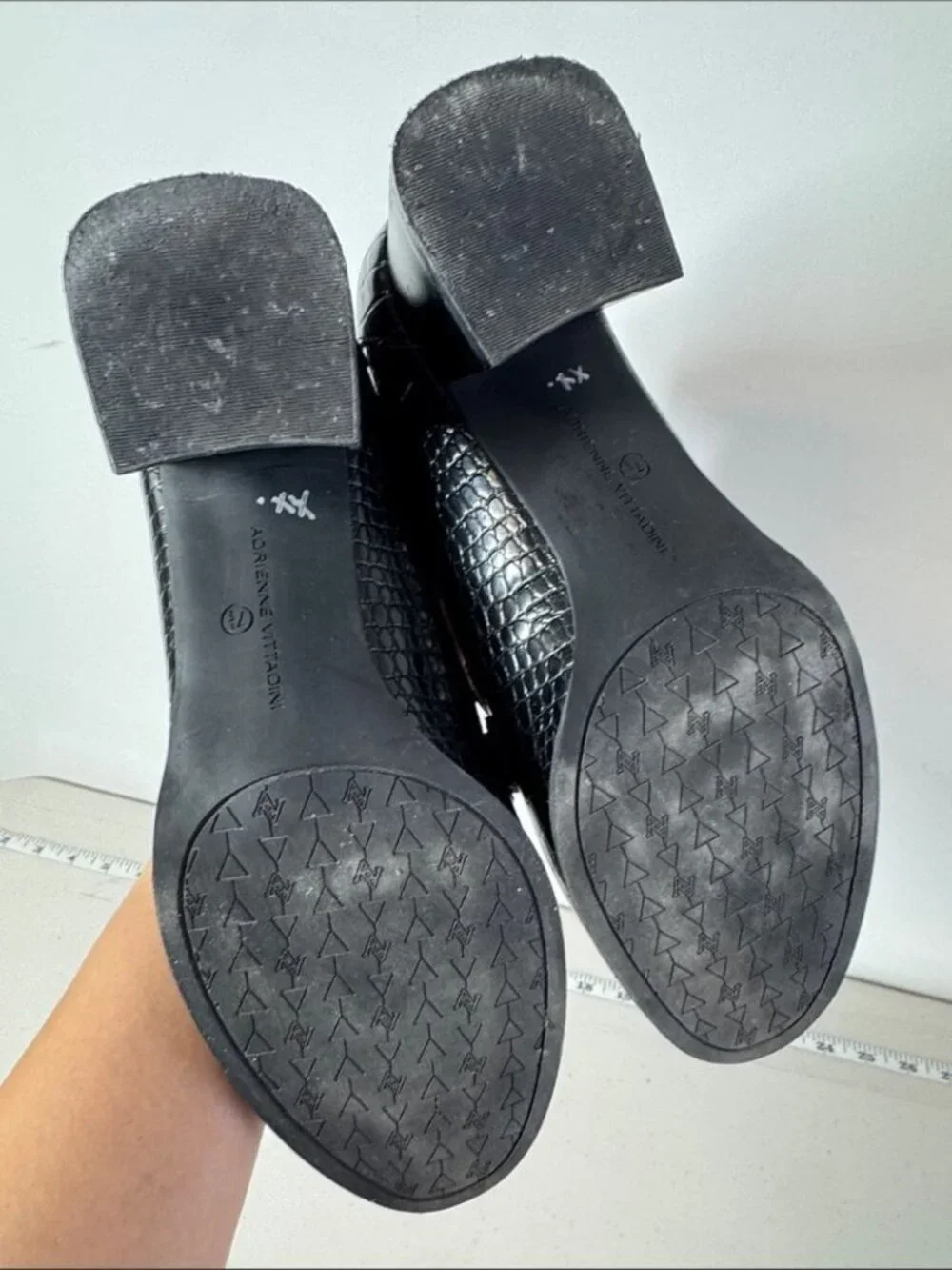 Adrienne Vittadini Croc Embossed Loafers Black 7.5 Gold Bit Classic Chic Preppy